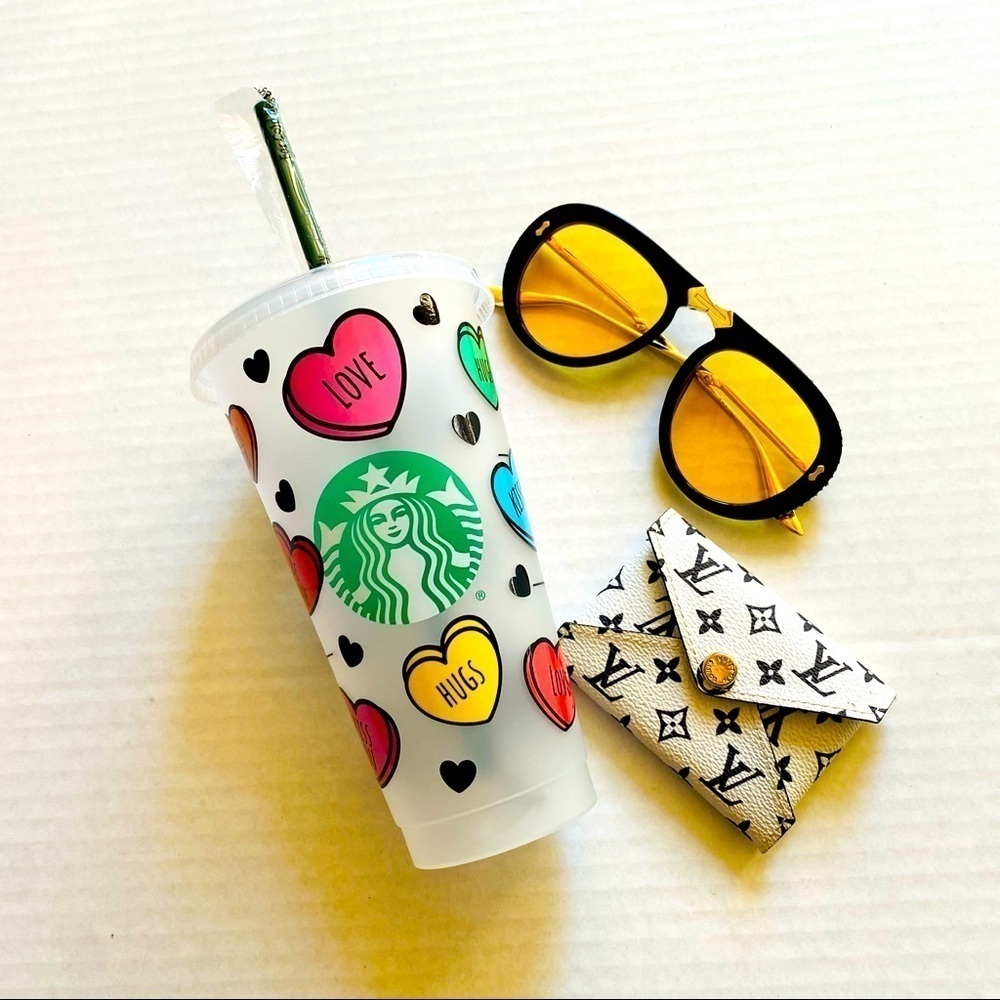 Starbucks 24 ounce Cold cup Tumbler  hearts love Pink red